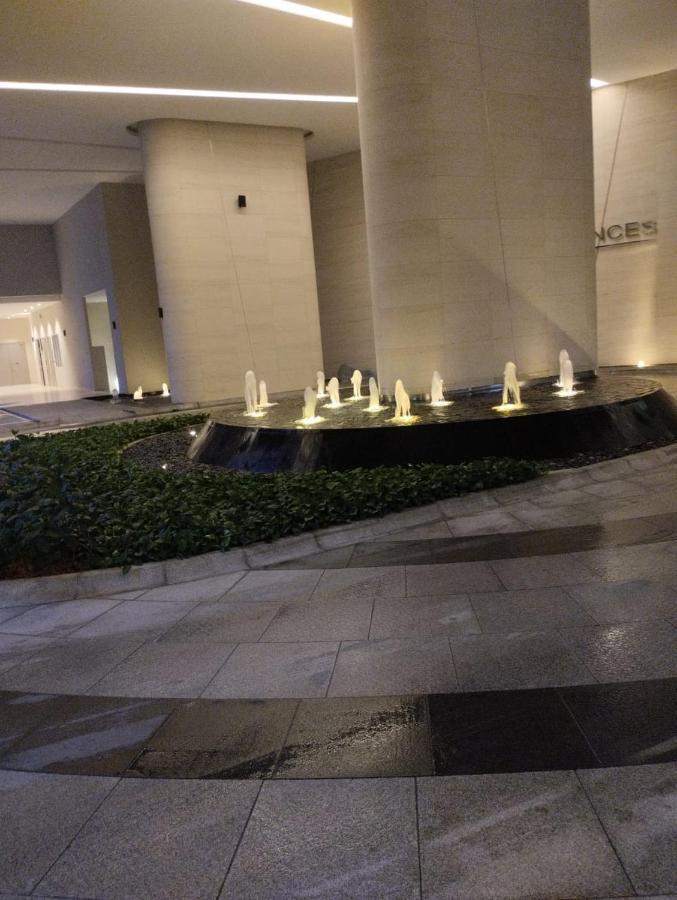 Eaton Residences Klcc By Luna Κουάλα Λουμπούρ Εξωτερικό φωτογραφία